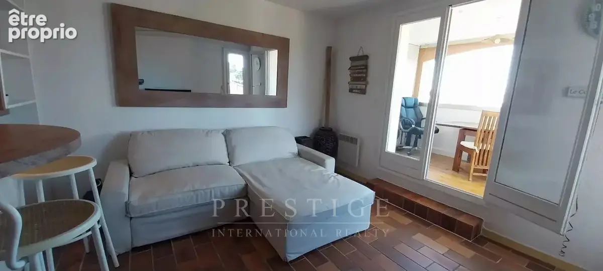 Super Cannes: 3P  56m² + terrasse 17m², vue mer, parking et piscine - photo 10
