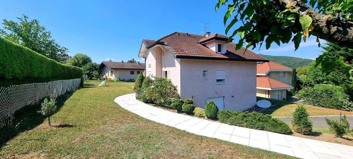 Maison 175 m² à Vetraz-Monthoux  - photo 19