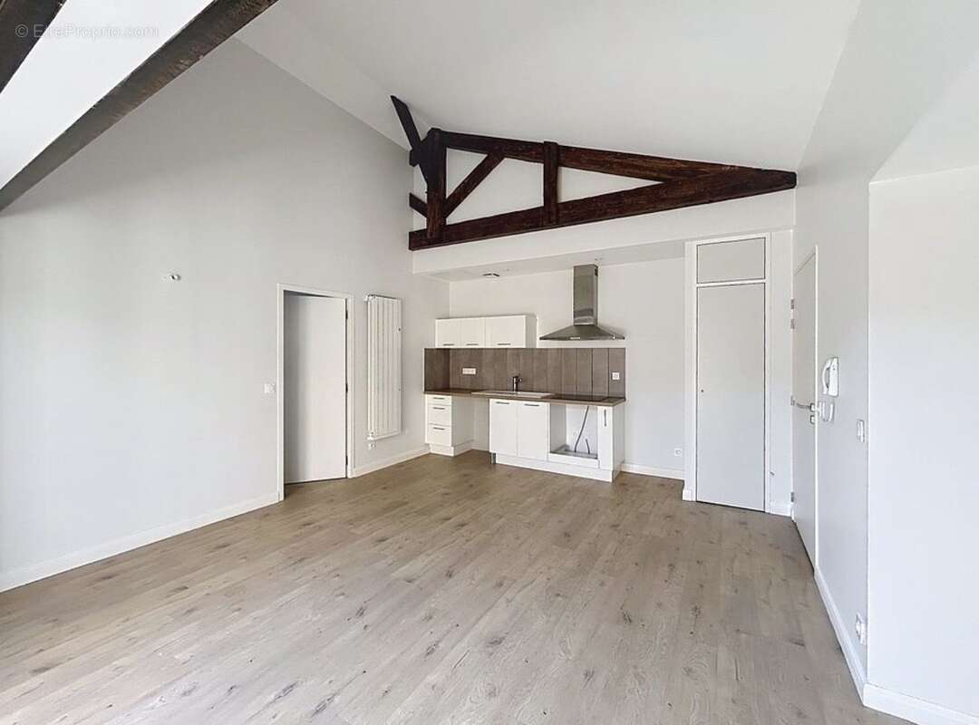 Appartement à BEGLES