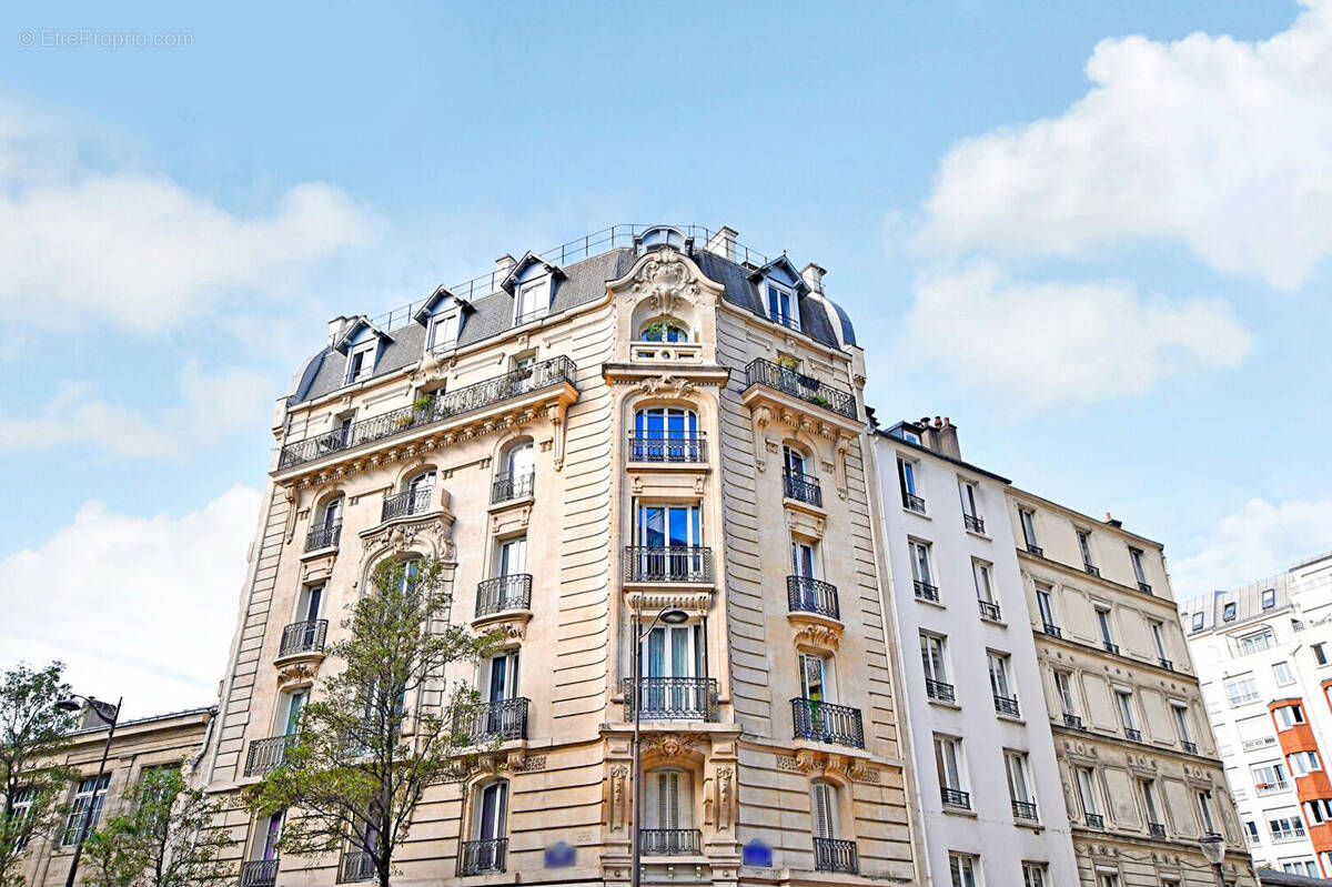 Appartement à PARIS-10E