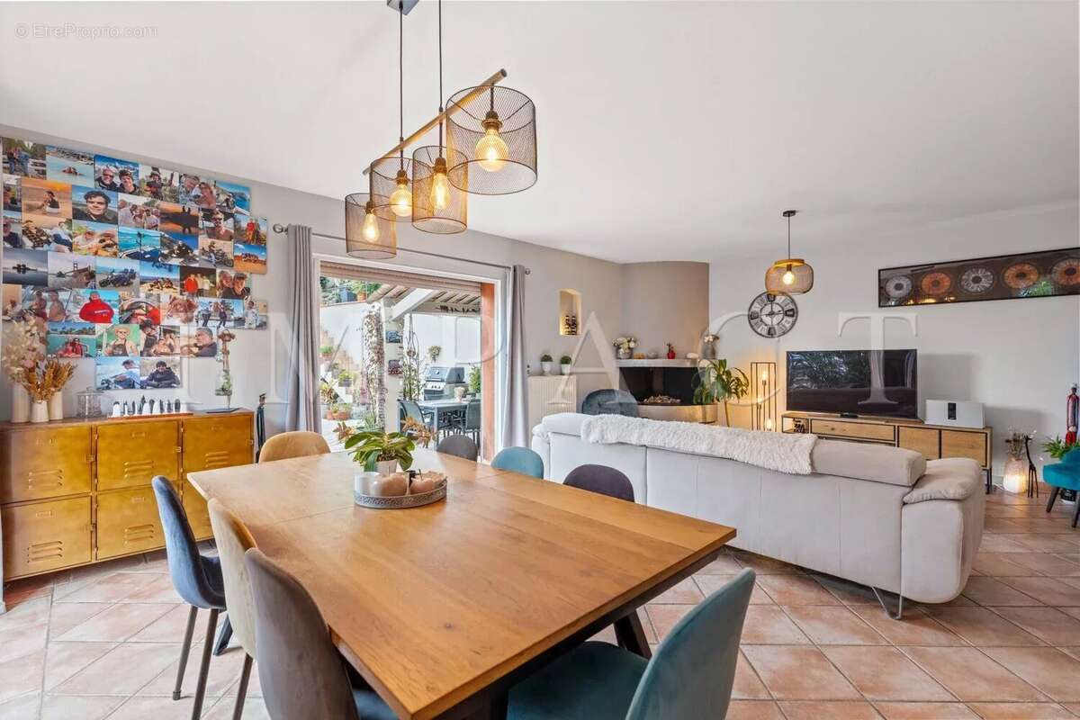 Maison à GRASSE