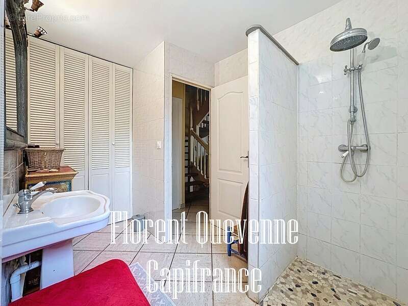 Maison à MERY-CORBON