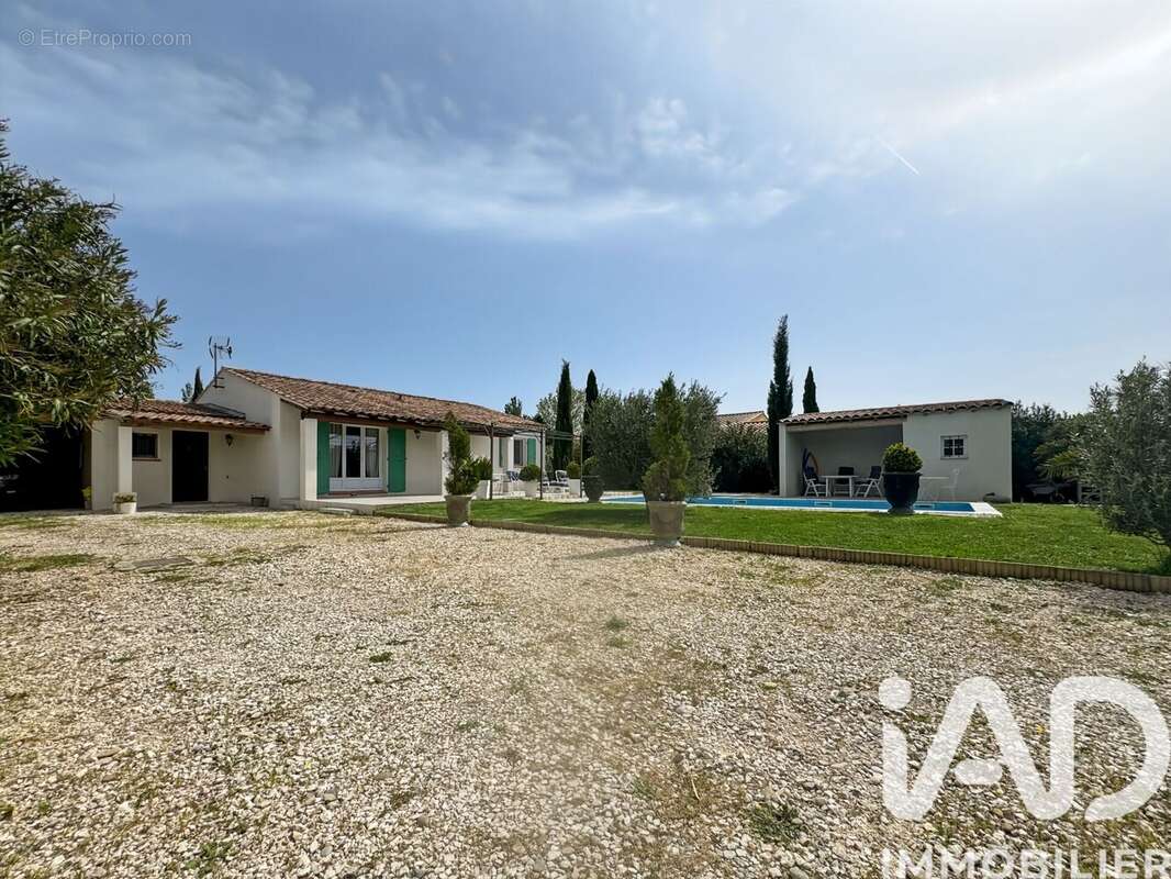 Photo 2 - Maison à MOURIES