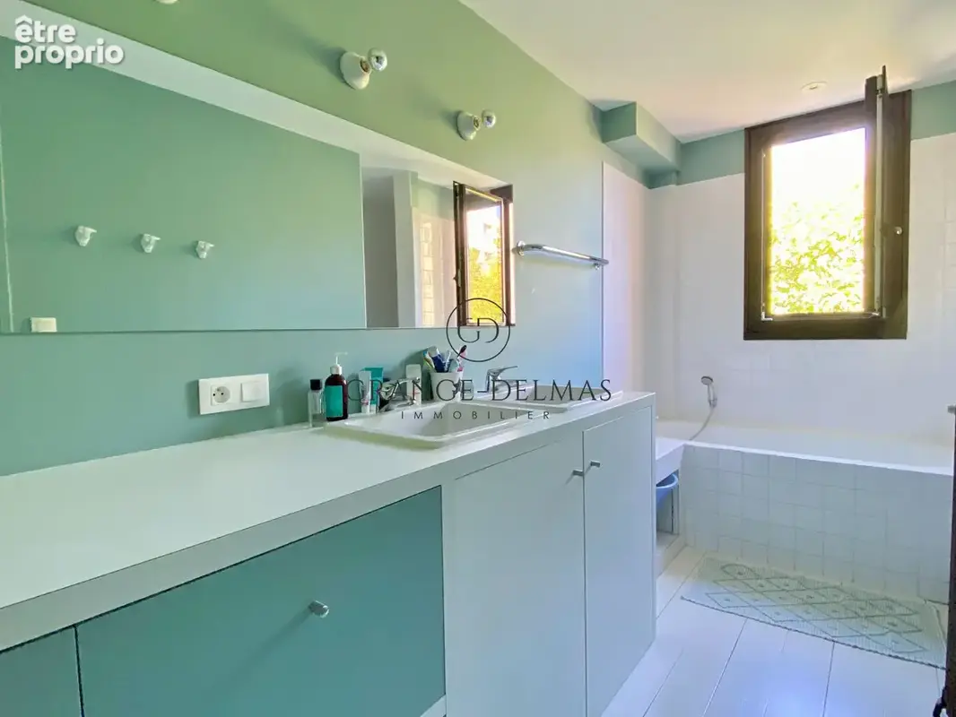 Maison d'architecte en R+1 avec jardin, piscine et stationnements - CAUDÉRAN - photo 13