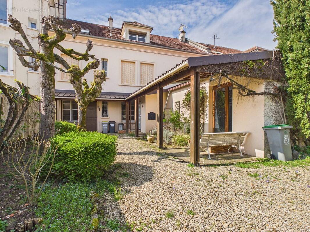 Maison à VILLENAUXE-LA-GRANDE