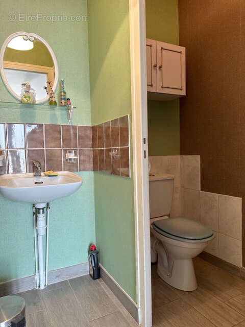 Maison indépendante de 180 m2 avec terrain de 1582 m2 - photo 10