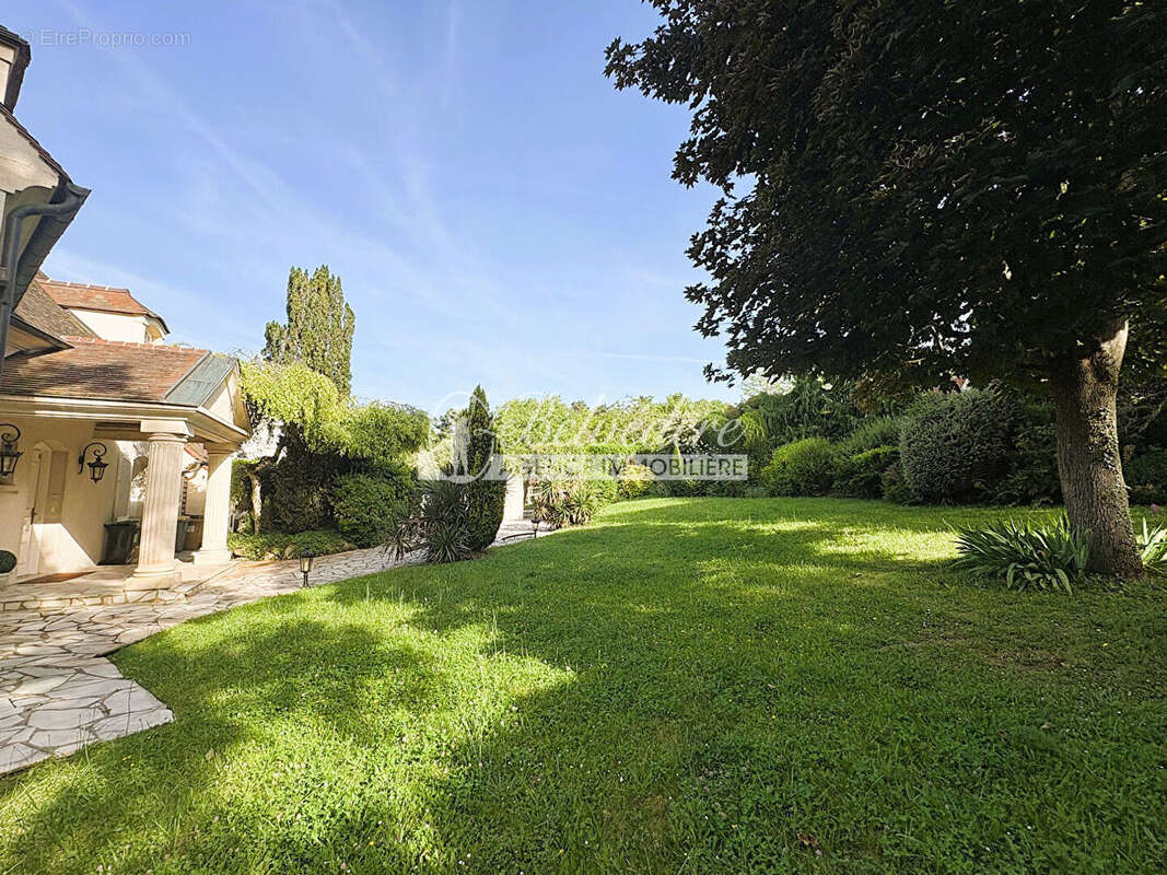 Maison à SAINT-PRIX