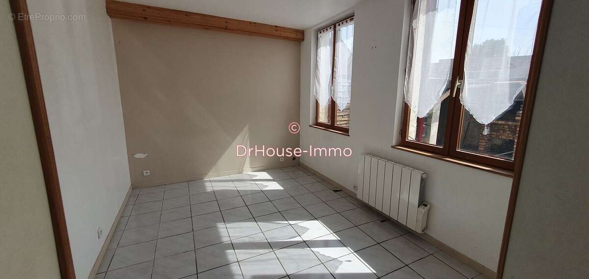 Maison à NEUILLY-EN-THELLE