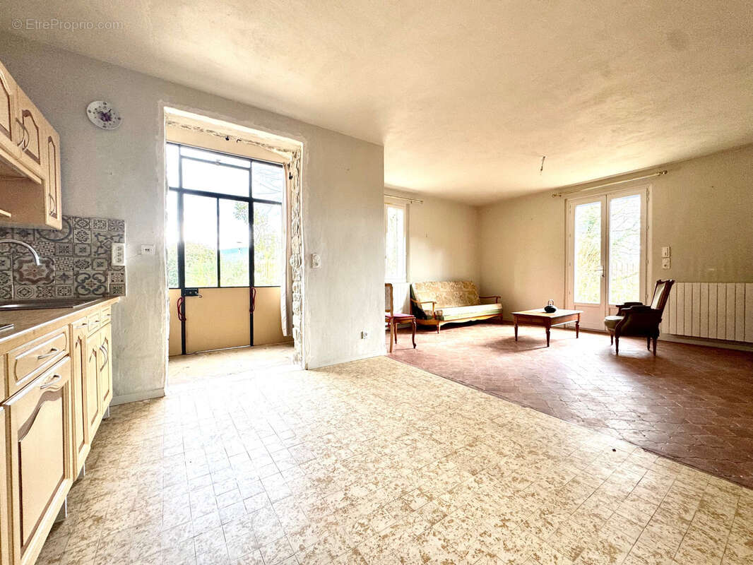 Maison à VAISON-LA-ROMAINE