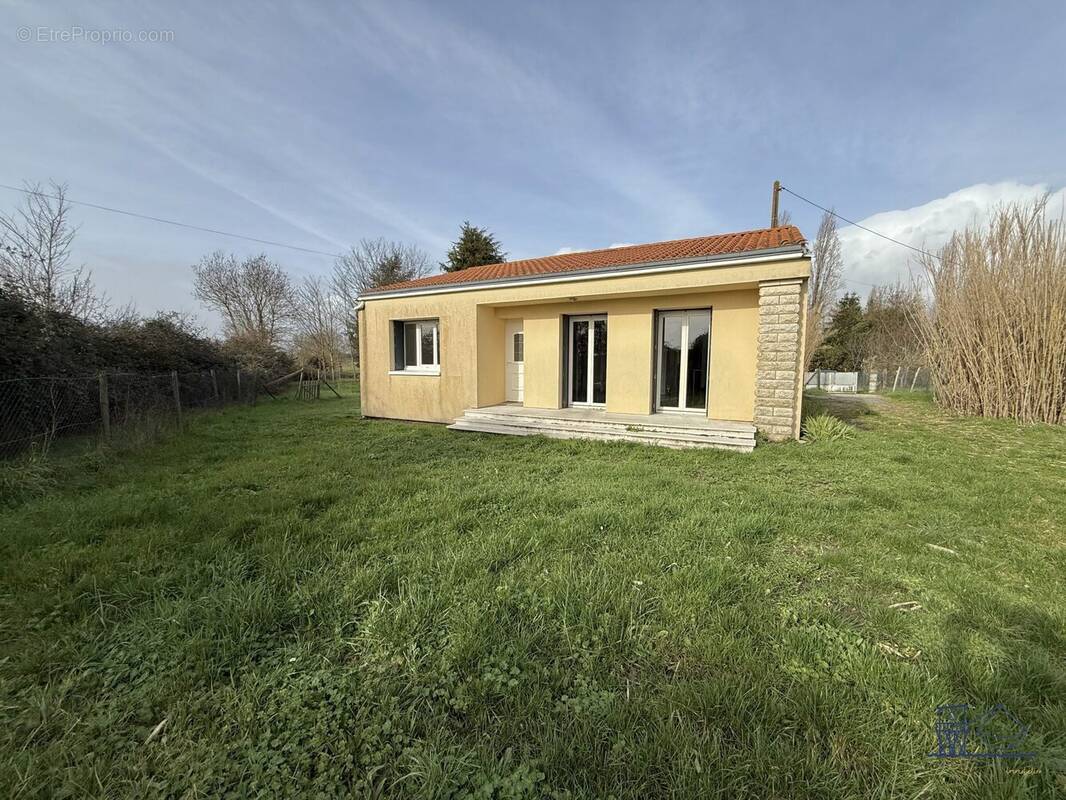 Maison à LORIGNAC