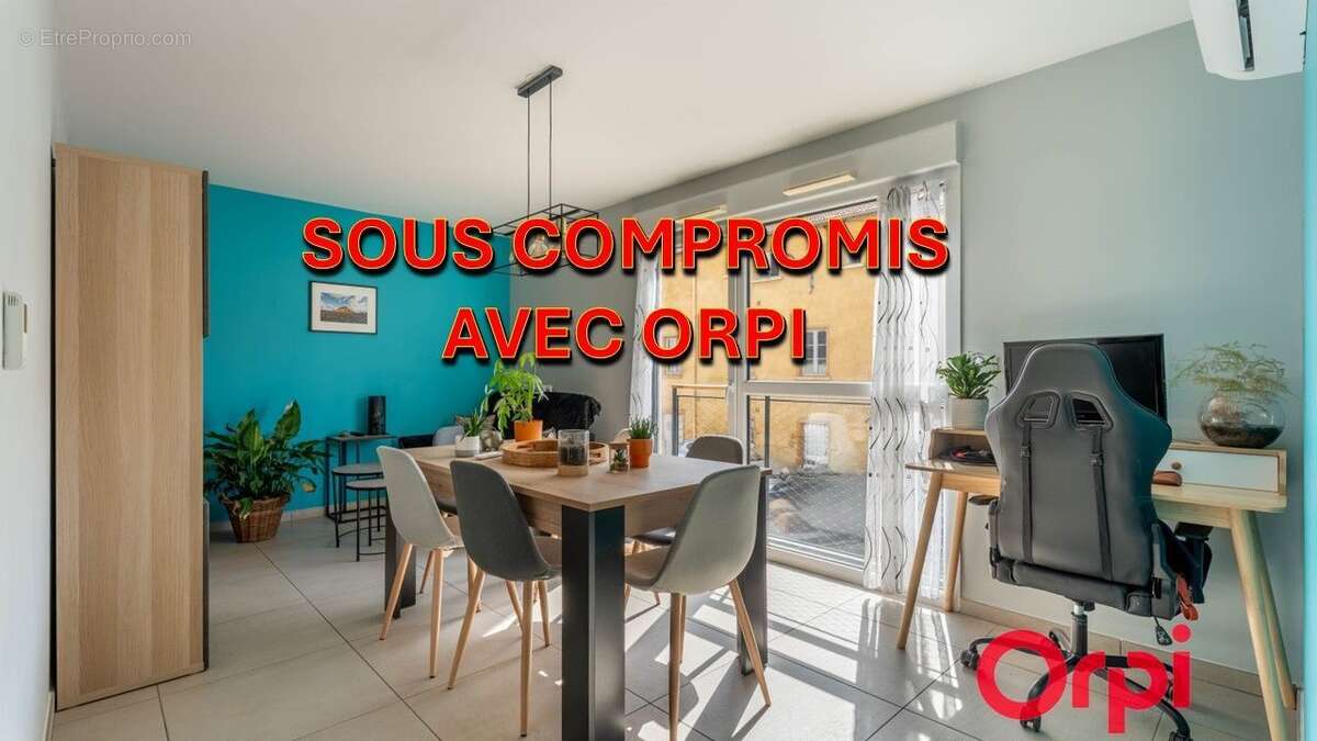 Appartement à L'ARBRESLE