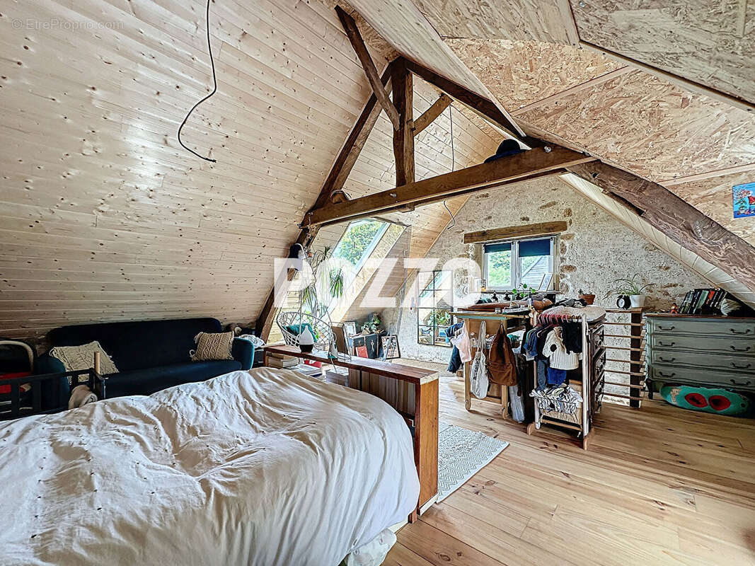 Maison à LE GRAND-CELLAND