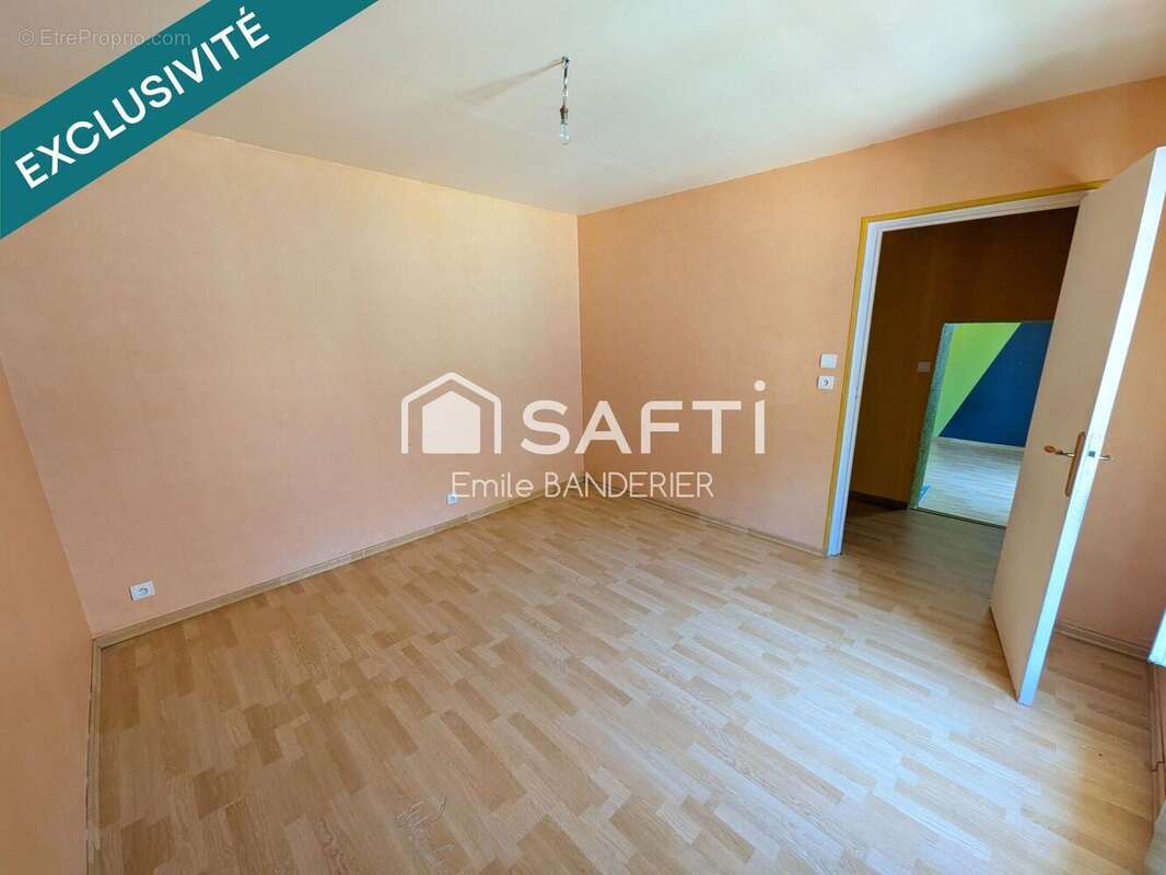 Appartement 75 m² à Orgelet  - photo 3