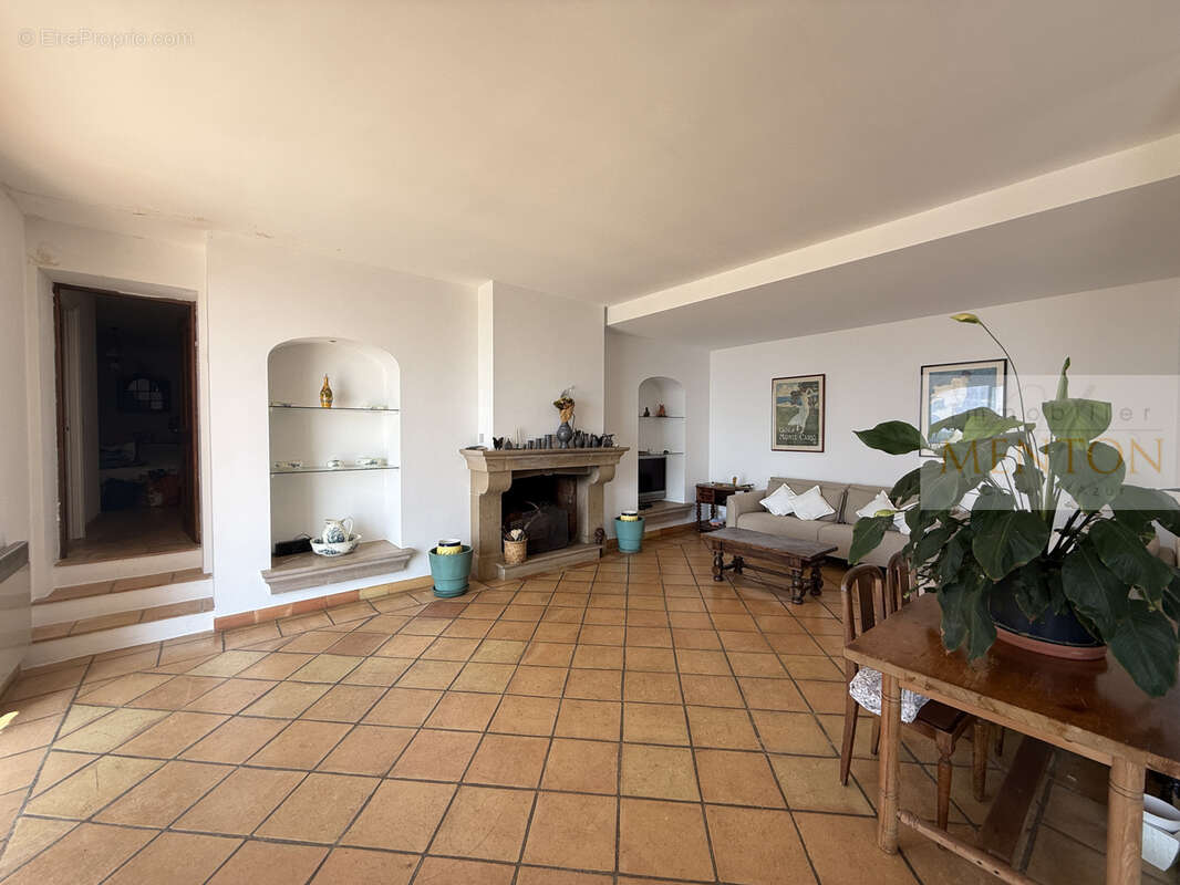 Maison à ROQUEBRUNE-CAP-MARTIN