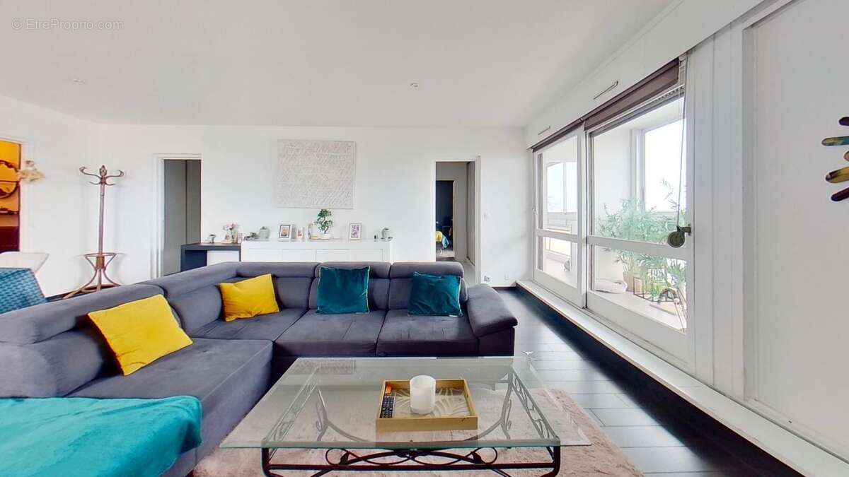 Appartement à RILLIEUX-LA-PAPE