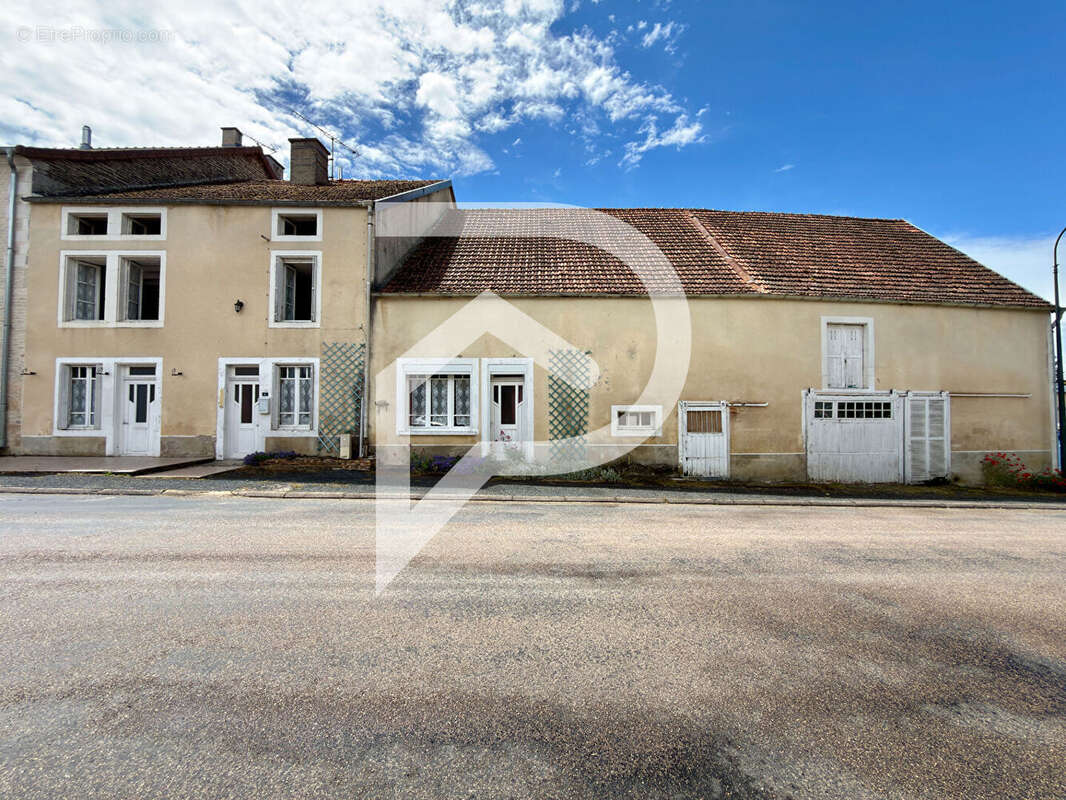 Maison Rochetaillée  8 pièce(s) - photo 18