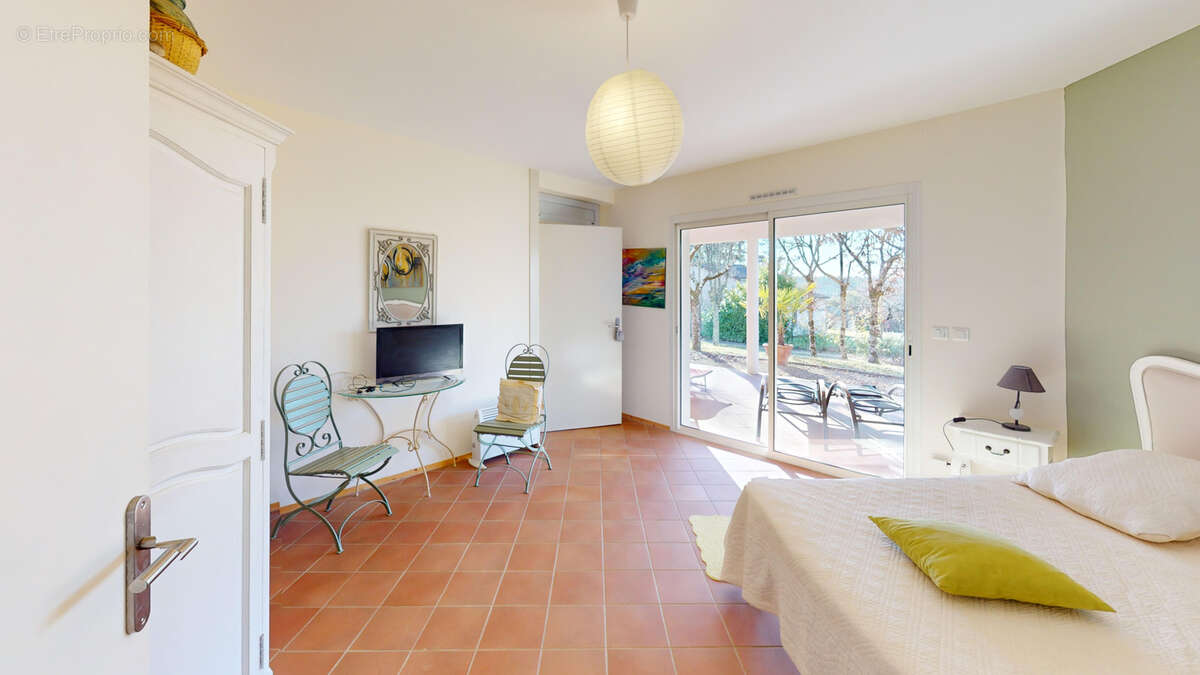 Maison à PUY-L'EVEQUE