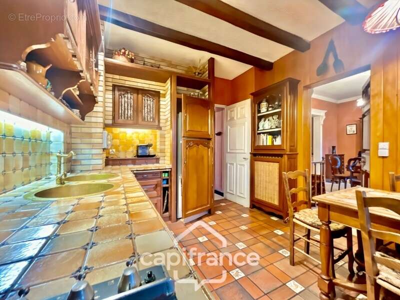 Maison à SAINT-MAUR-DES-FOSSES