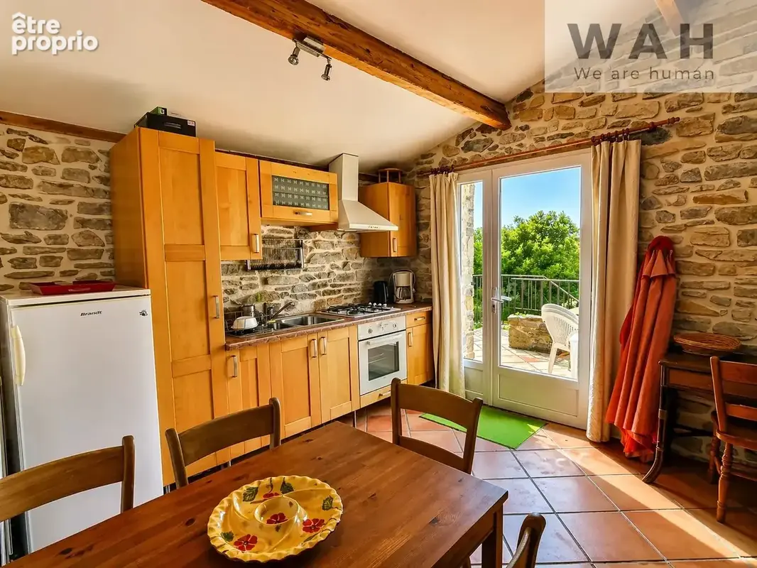 Mas de caractère  (maison + 3 gites) avec piscine et panneau - photo 23