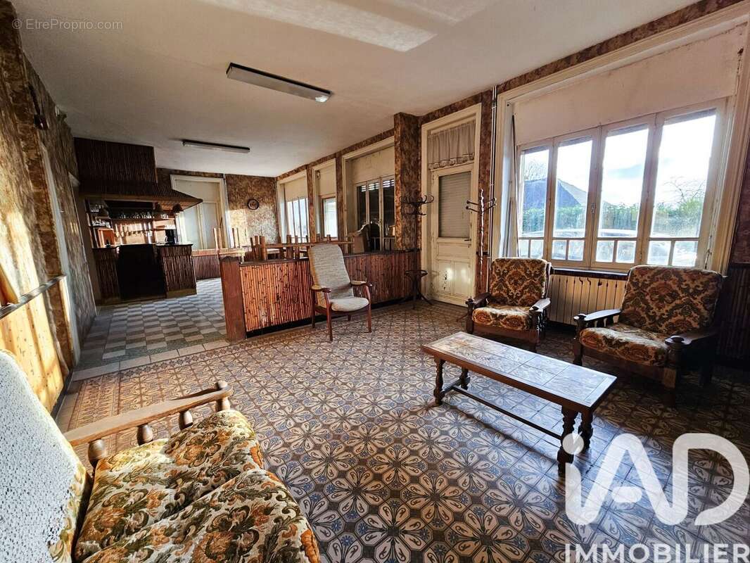 Maison 320 m² à Merville  - photo 3