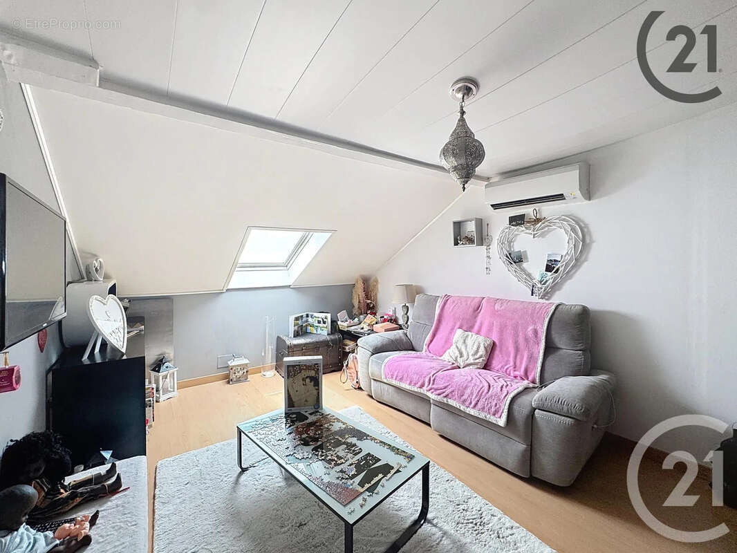 Maison à CHALAUTRE-LA-PETITE