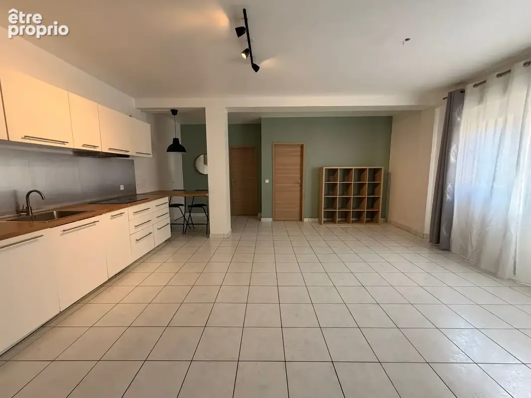 Appartement à CORBEIL-ESSONNES