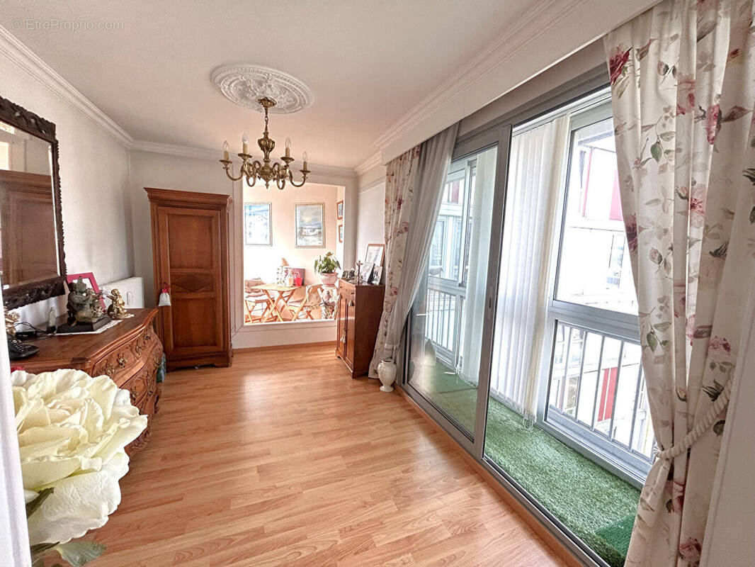 Appartement à PIERREFITTE-SUR-SEINE