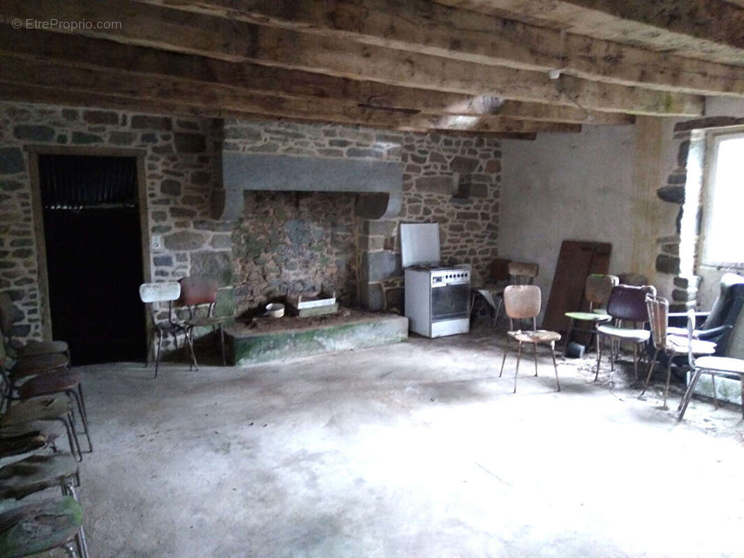 Maison à LE TRONCHET