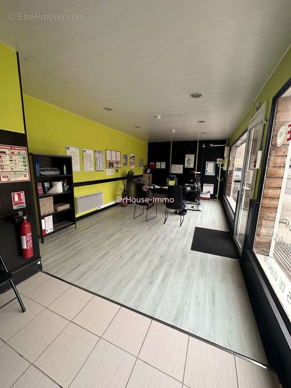 Commerce à VILLEDIEU-SUR-INDRE