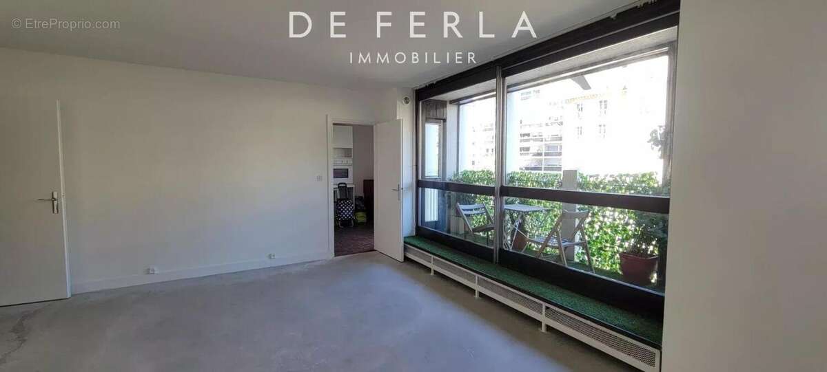 Appartement familial de 149,60 m² – Triple exposition, 5 chambres et fort potentiel - photo 2