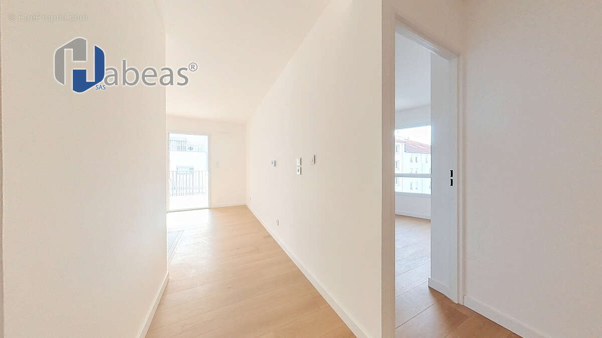 Duplex T3 d'Exception de 108 m² avec Rooftop et Patio ! - photo 5