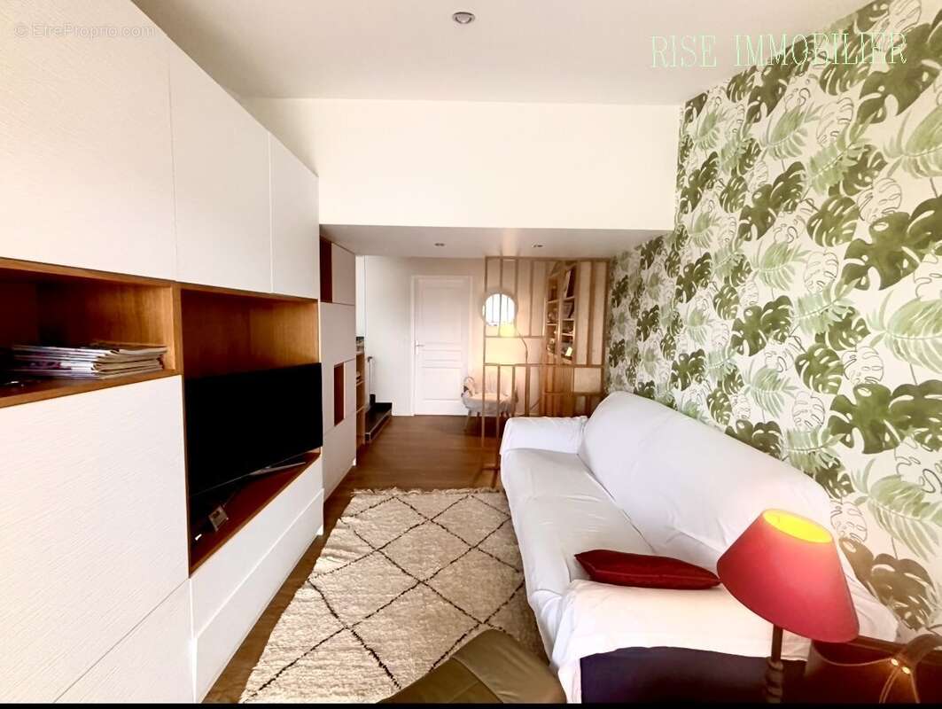 Maison à LA REDORTE