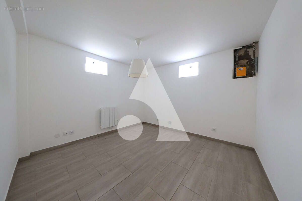 Maison à CORBEIL-ESSONNES