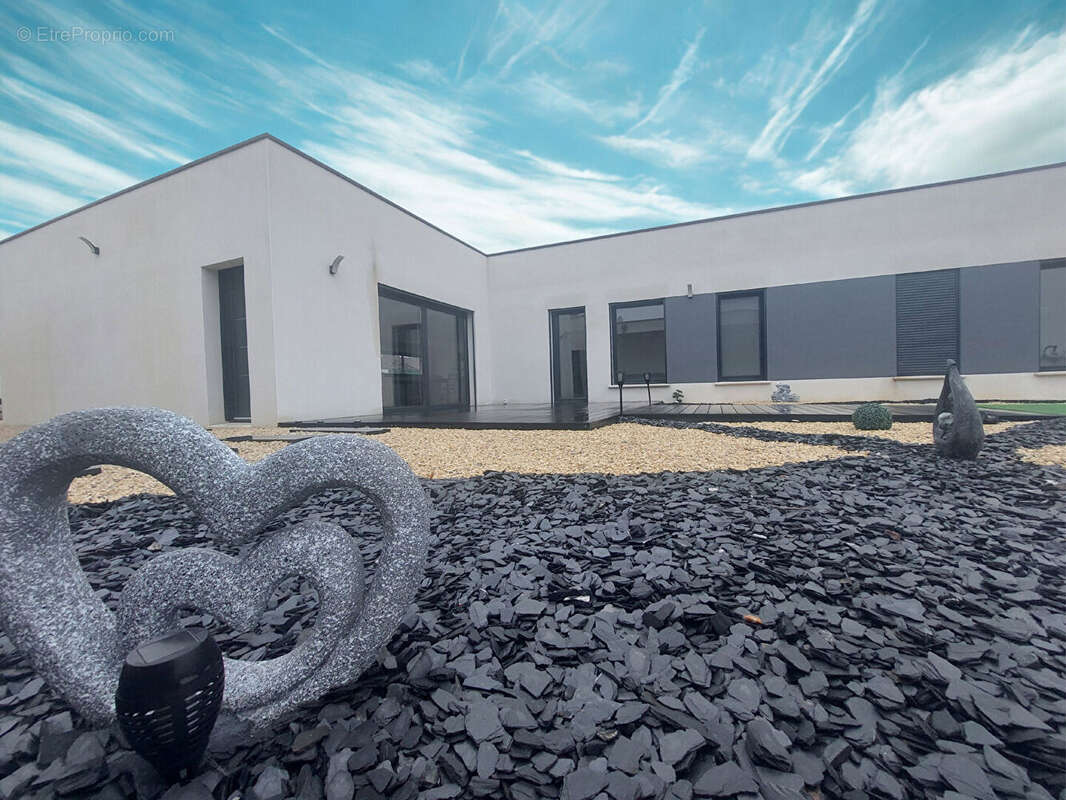 Maison à CHATELLERAULT