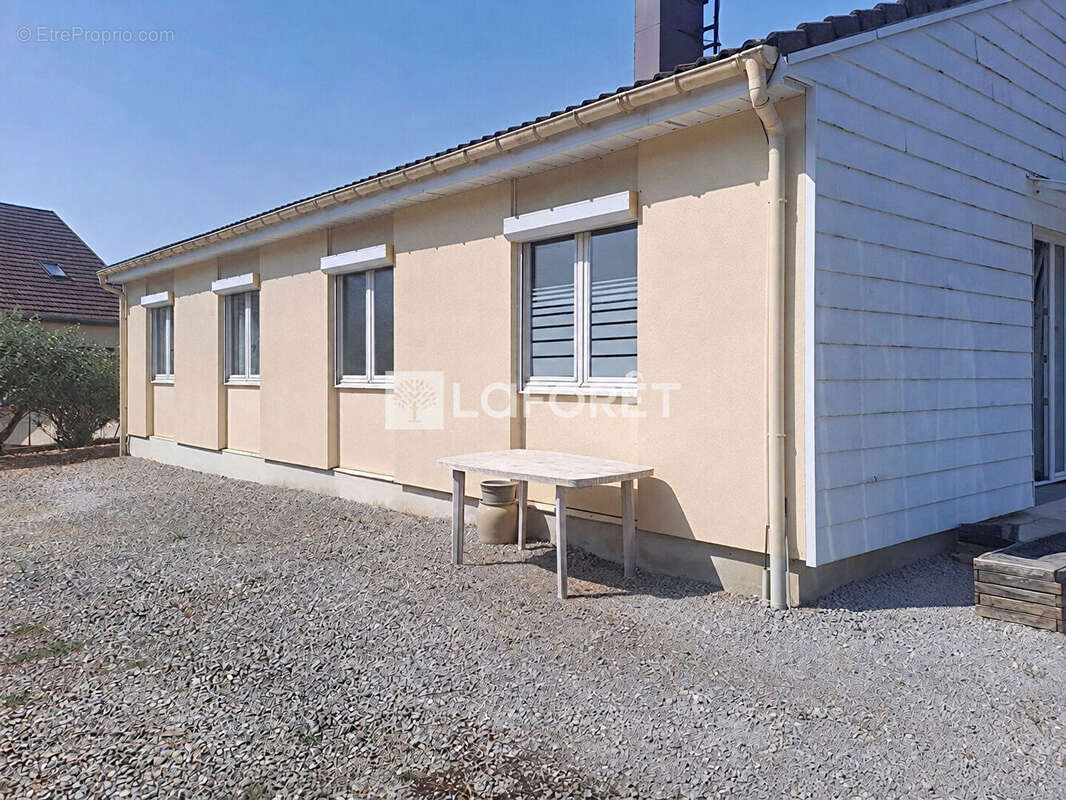 Maison Boussieres 6 pièce(s) 101 m2 - photo 2