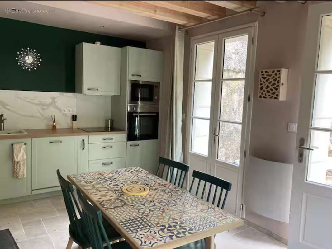 Maison à LAVARDIN