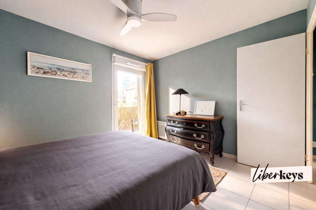 Appartement à MARSEILLE-3E