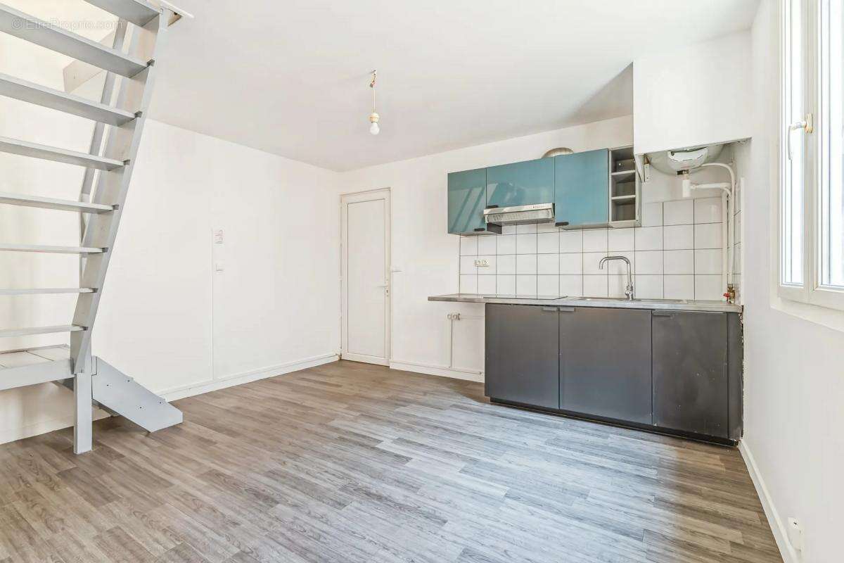 Maison à ASNIERES-SUR-SEINE