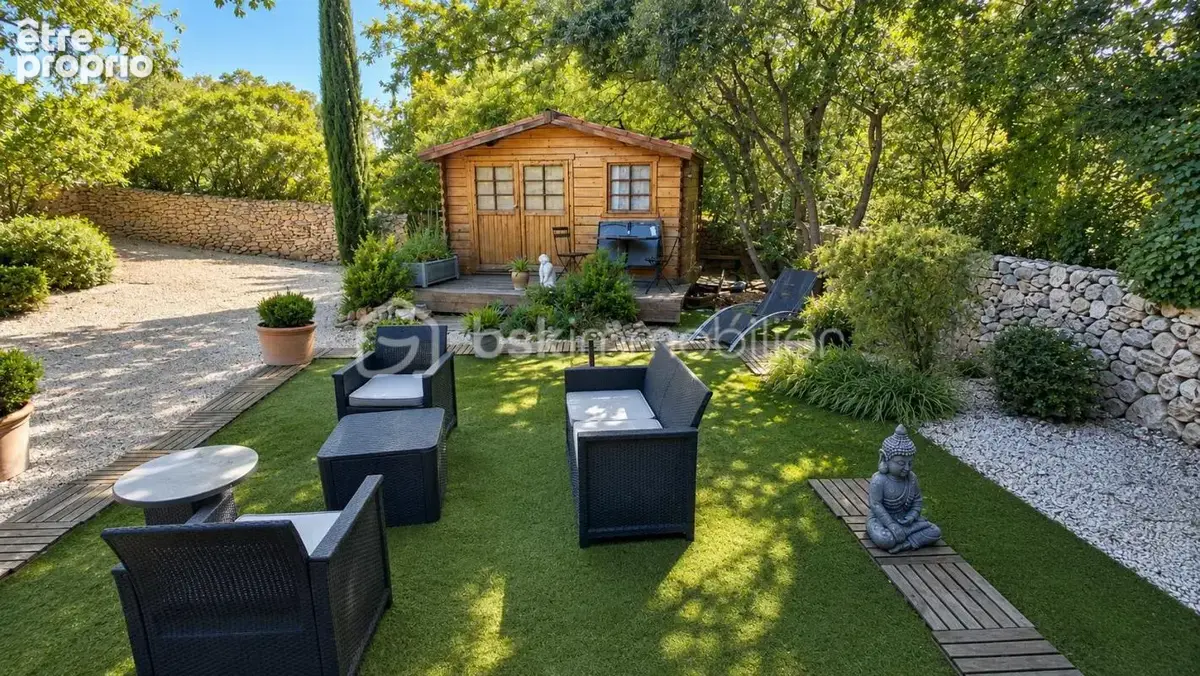 NÉOULES – Propriété de caractère d'environ 240 m² – Famille, patrimoine & revenus – Terrain de 2 600 m² avec piscine - photo 3