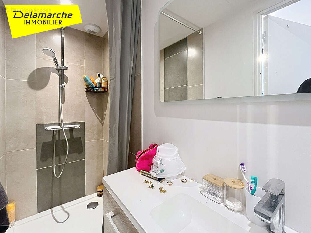 Appartement à SAINT-PAIR-SUR-MER