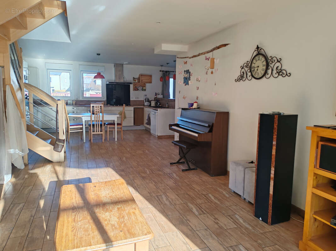 Maison à MONTLOUIS-SUR-LOIRE