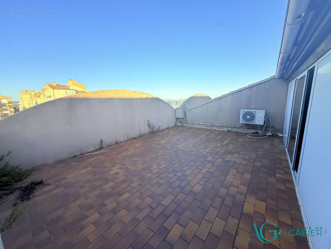 Appartement à HYERES