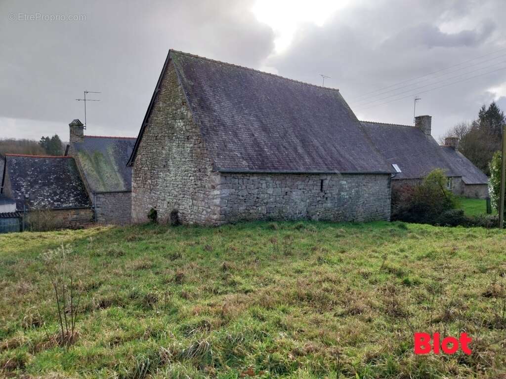 Maison à ANTRAIN