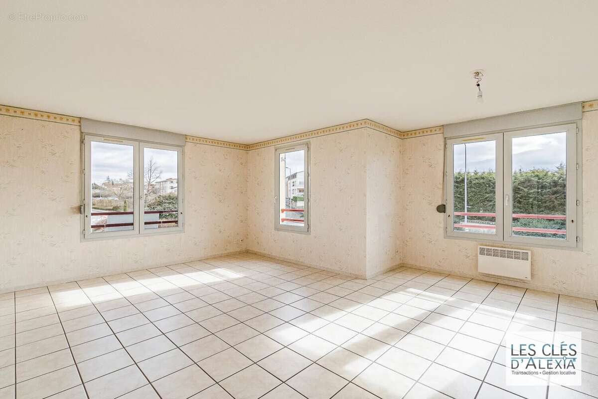 Appartement à MORNANT