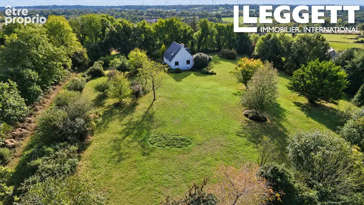 Maison de campagne privée de 4 chambres avec 6370m², bassin, accès par portail et beaux terrain - Lohuec - photo 2