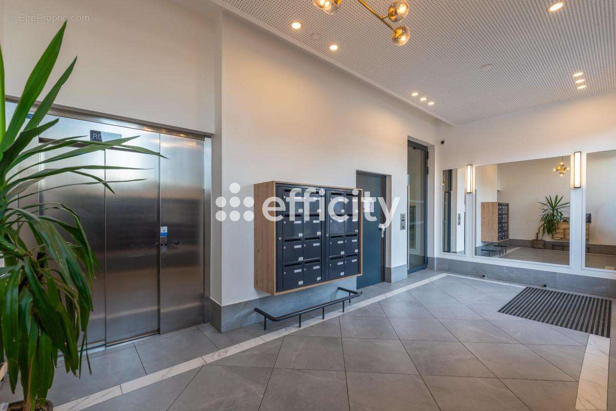 Appartement à PUTEAUX