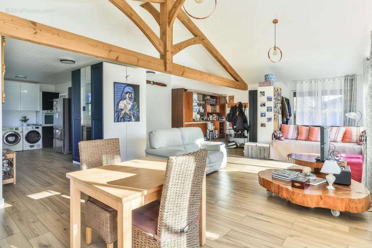 Maison à GUJAN-MESTRAS