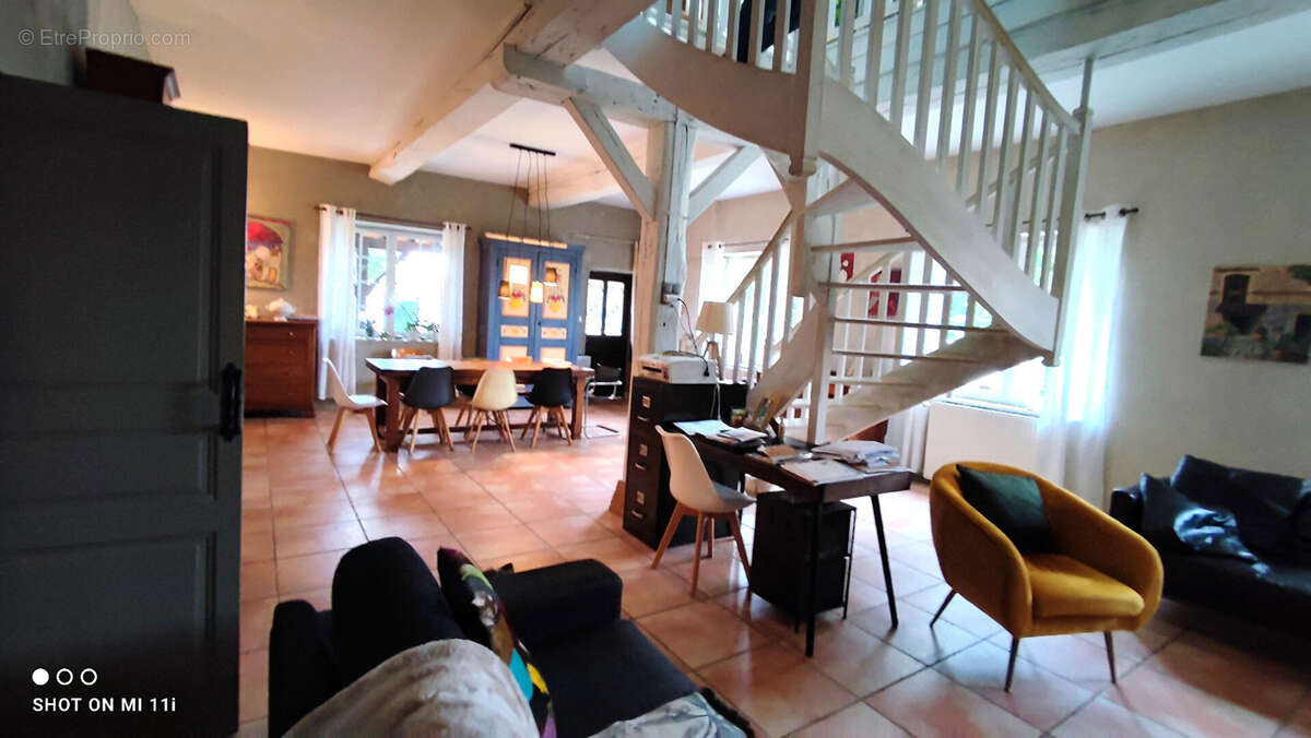 Maison à SAINT-DIDIER-SUR-CHALARONNE