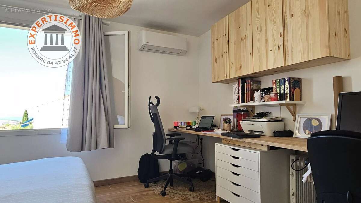 Appartement à ROGNAC