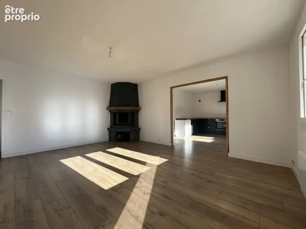 À vendre   maison avec grand terrain à vezins - photo 2